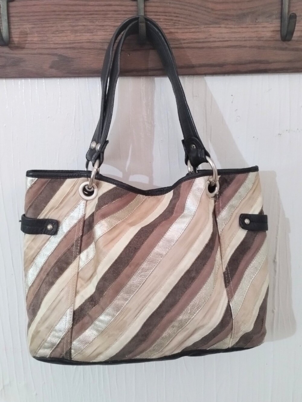 Liz Claiborne Genuine Leather Multicolor Striped Tote Bag - Picture 2 of 11